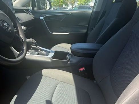 Used 2023 Toyota RAV4 LE AWD/4WD image 1