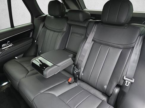New 2026 Land Rover Range Rover SE image 12