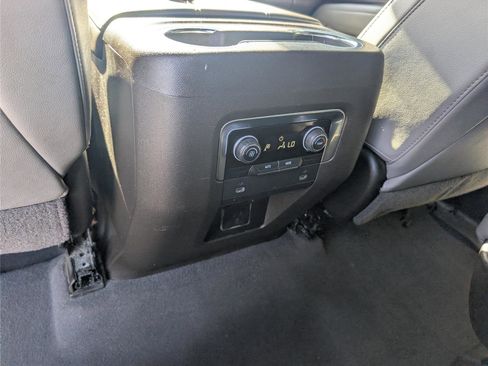 Used 2021 Chevrolet Tahoe LT image 31