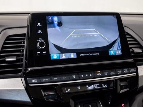 Used 2025 Honda Odyssey EX-L image 17