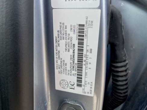 Used 2022 Ford Escape Titanium w/ Class II Trailer Tow Package image 35