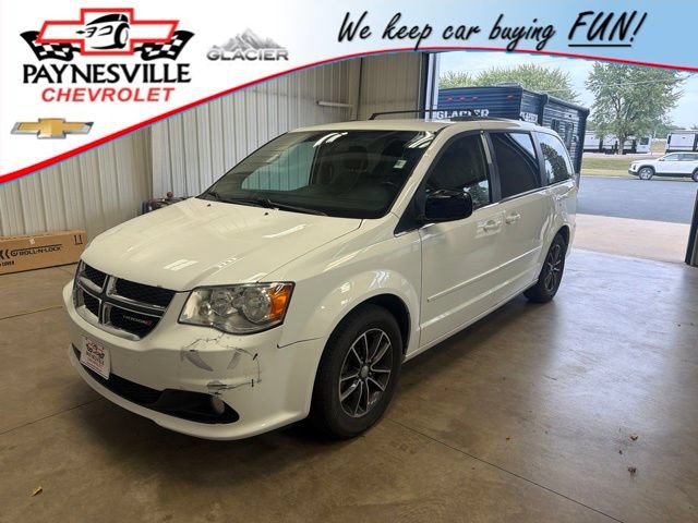Used 2017 Dodge Grand Caravan SXT FWD image 1