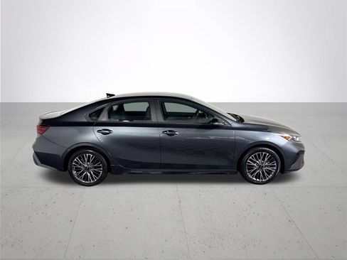 Used 2022 Kia Forte GT-Line w/ GT-Line Technology Package FWD image 6