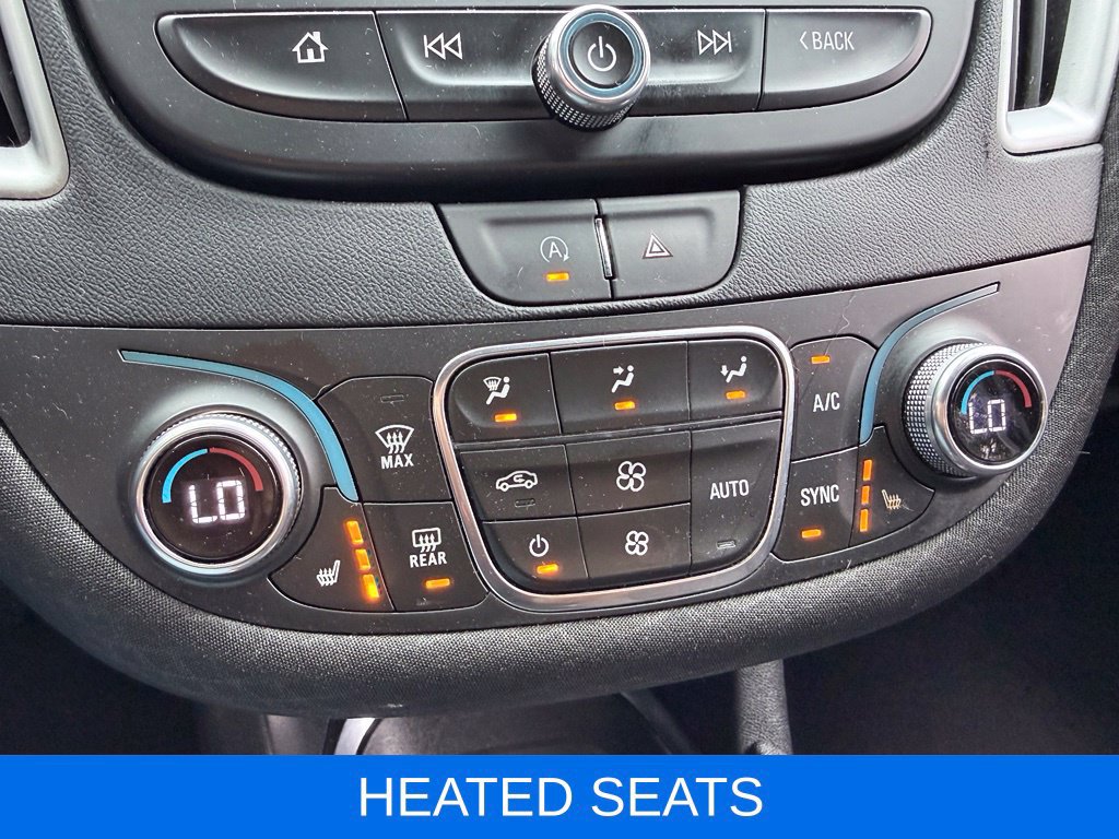 Used 2024 Chevrolet Malibu LT FWD image 3