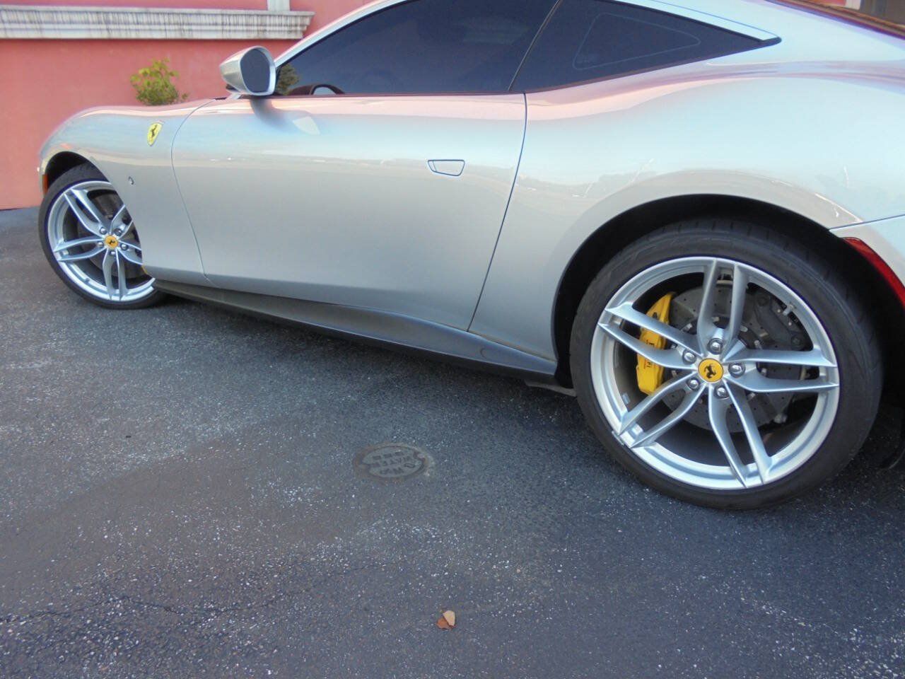 Used 2021 Ferrari Roma RWD image 41