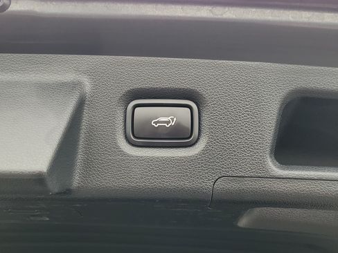 Used 2019 Hyundai Santa Fe Limited FWD image 19