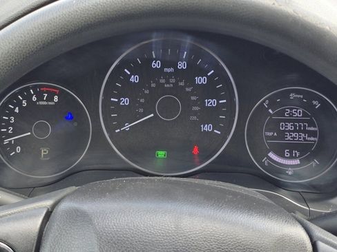 Used 2019 Honda HR-V LX image 25