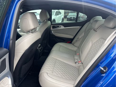 Used 2023 Genesis G70 3.3T w/ Sport Prestige Package image 5