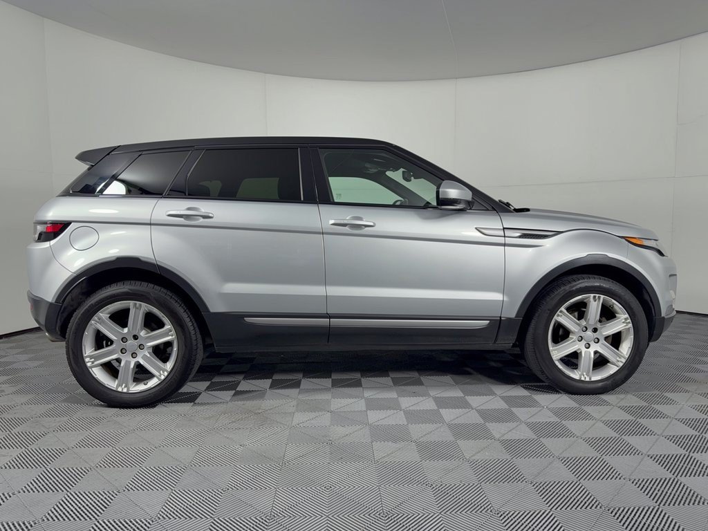 Used 2015 Land Rover Range Rover Evoque Pure Plus AWD/4WD image 8