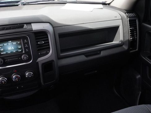 Used 2018 RAM 1500 Express w/ Express Value Package AWD/4WD image 29