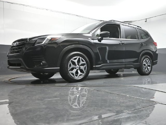 Used 2024 Subaru Forester Premium AWD/4WD image 34