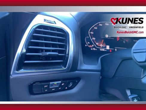 Used 2019 BMW M850i xDrive Convertible image 33