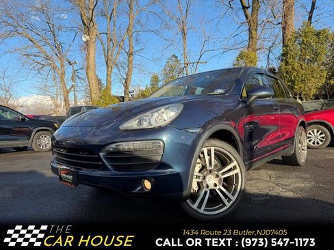 Used 2011 Porsche Cayenne S image 2