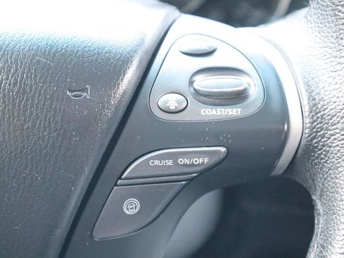 Used 2013 INFINITI JX35 AWD w/ Premium Pkg image 27