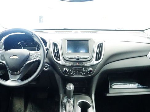 Used 2020 Chevrolet Equinox LT image 23