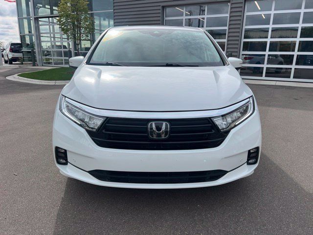 Used 2024 Honda Odyssey Elite image 2