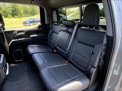 Used 2025 Chevrolet Silverado 1500 LTZ AWD/4WD image 23