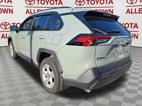 Used 2021 Toyota RAV4 XLE w/ Convenience Package AWD/4WD image 6