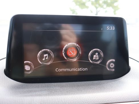 Used 2017 MAZDA MAZDA3 Touring FWD image 19