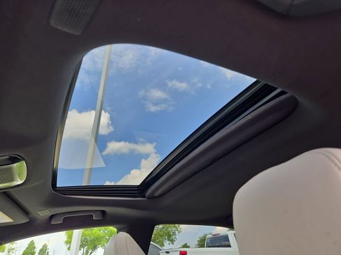 Used 2023 Lexus RX 350 Premium Plus w/ Cold Area Package FWD image 18