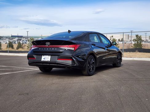 New 2026 Hyundai Elantra Sport FWD image 5