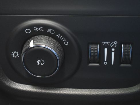 New 2025 Jeep Grand Cherokee Limited w/ Trailer Tow Package image 20