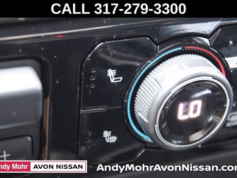 Used 2022 Chevrolet Silverado 1500 RST w/ Z71 Off-Road Package AWD/4WD image 39
