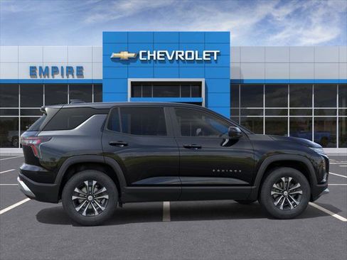 New 2026 Chevrolet Equinox LT w/ Convenience Package II image 5