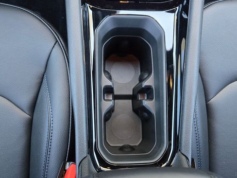 New 2026 Jeep Compass Limited image 12