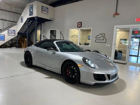 Used 2019 Porsche 911 Carrera GTS image 59