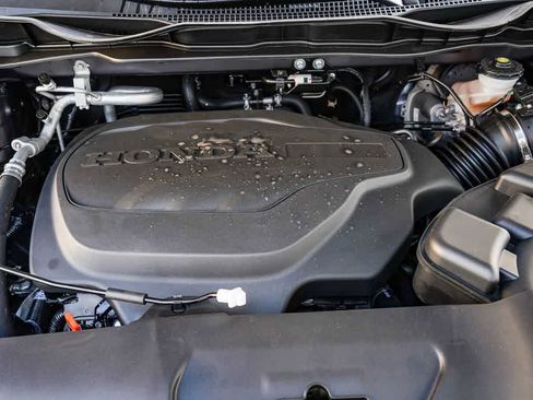 New 2026 Honda Odyssey Touring image 12