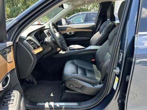 Used 2023 Volvo XC90 B6 Plus w/ Protection Package Premier AWD/4WD image 5