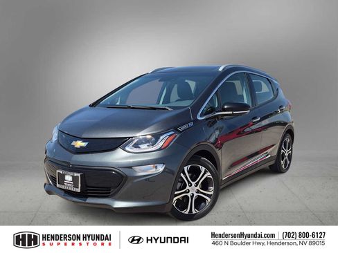 Used 2020 Chevrolet Bolt Premier w/ Infotainment Package FWD image 1