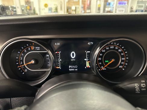 Certified 2021 Jeep Wrangler Unlimited Sport image 15