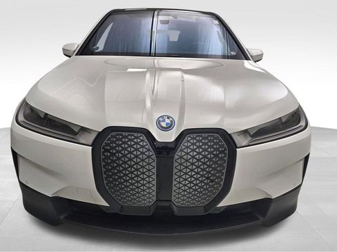 Used 2025 BMW iX xDrive50 image 4