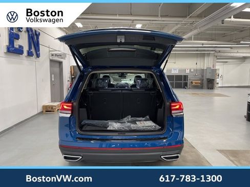 New 2026 Volkswagen Atlas SE image 10