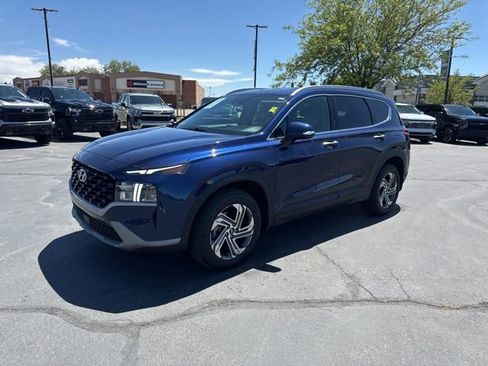 Used 2023 Hyundai Santa Fe SEL FWD image 3