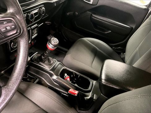 Used 2022 Jeep Wrangler Sport image 20