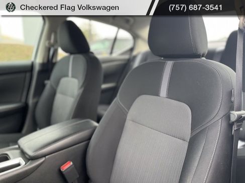 Used 2024 Nissan Sentra SV image 19