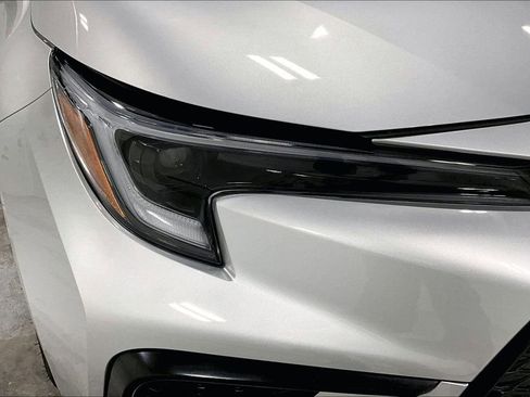 Used 2025 Toyota Corolla SE image 37