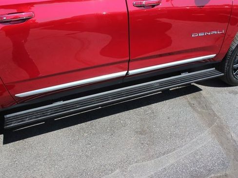 New 2025 GMC Yukon XL Denali w/ Sun & Power Step Package image 6