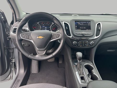 Used 2023 Chevrolet Equinox LT FWD image 16