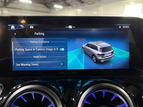 New 2025 Mercedes-Benz GLB 250 4MATIC image 29