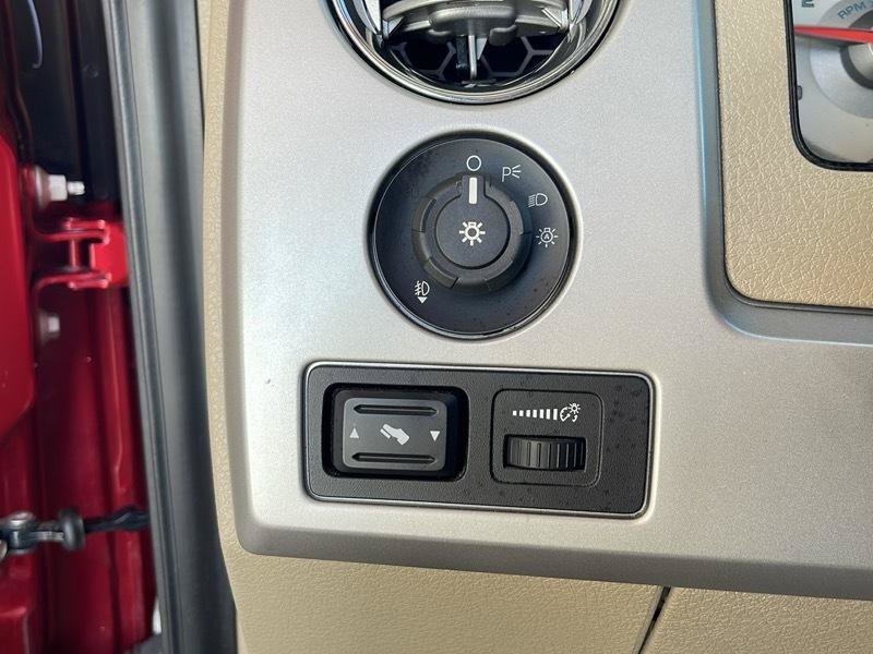 Used 2010 Ford F150 Lariat AWD/4WD image 31