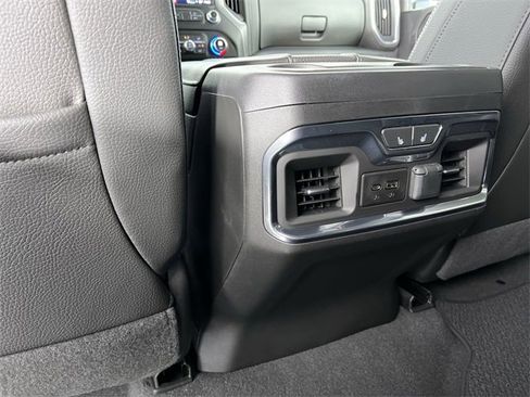 Used 2023 GMC Sierra 3500 Denali image 22