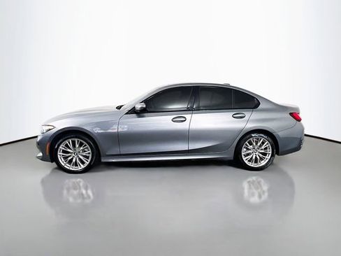 Used 2023 BMW 330i Sedan w/ Convenience Package image 6
