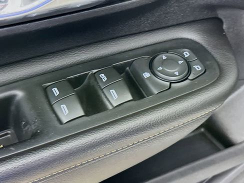 Used 2018 GMC Terrain SLE image 29