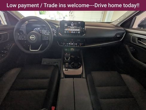 Used 2021 Nissan Rogue SL w/ Premium Package FWD image 15