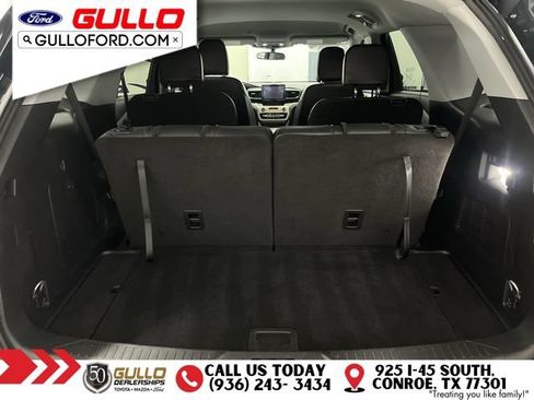 Certified 2023 Ford Explorer XLT w/ Equipment Group 202A RWD image 11