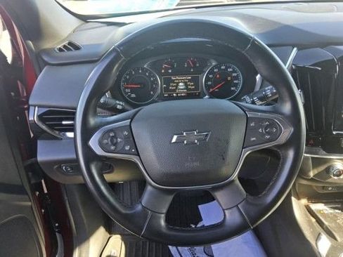 Used 2023 Chevrolet Traverse RS AWD/4WD image 6